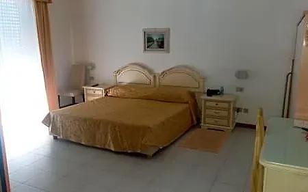 Sole 3* Diano Marina